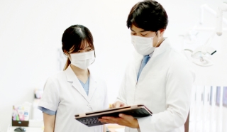 日本矯正歯科学会 認定医が矯正治療を一貫して担当！