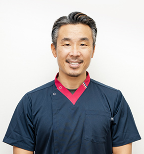 大阪心斎橋夜間歯科外来 歯科医 伊原勝換